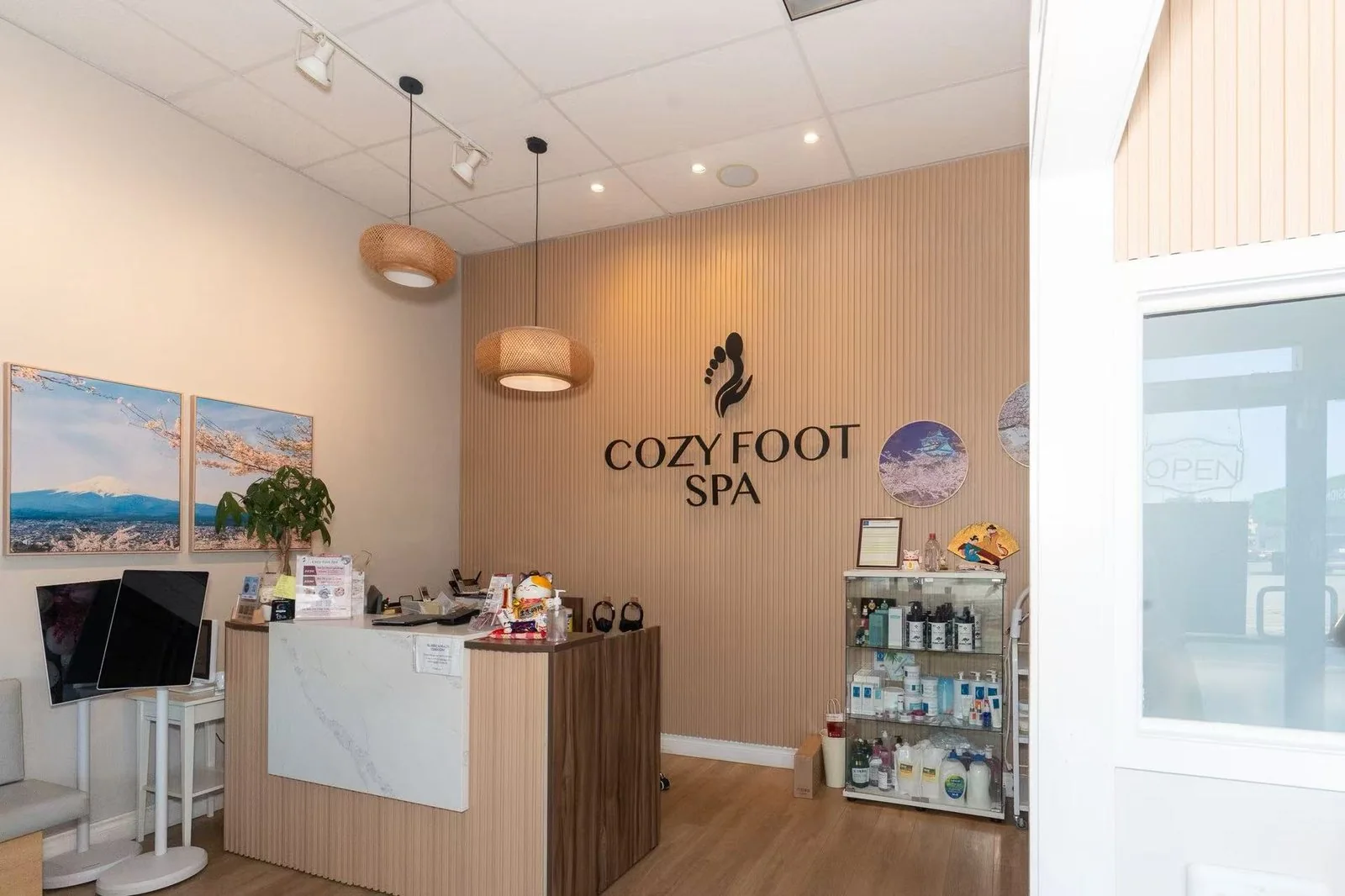 Cozy Foot Spa serene environment